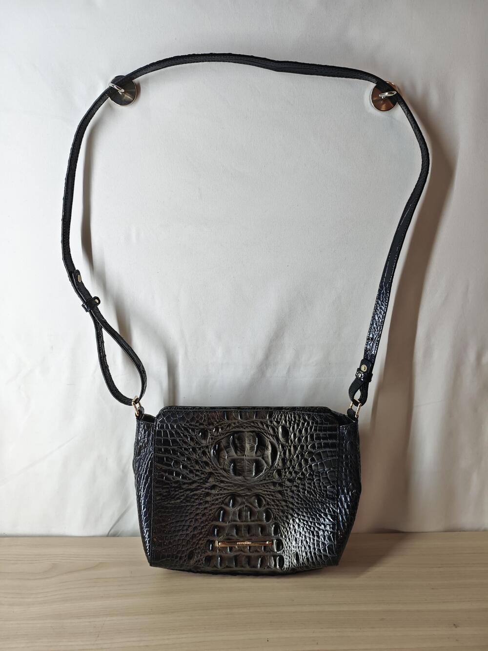 Brahmin Crossbody Bag Womens Black Brown Croc Embossed Leather Zip Top Purse
